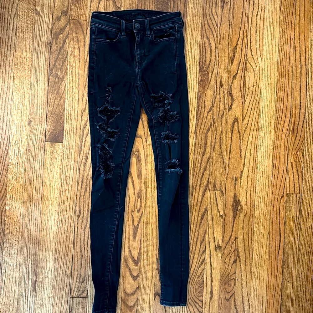 American Eagle High Rise Ripped Black Jeans Slight blemish- Size 0 EXTRA LONG